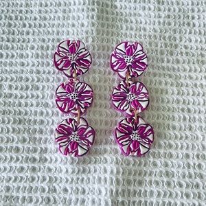 AOMU Korean Abstract Floral Earrings NWOT